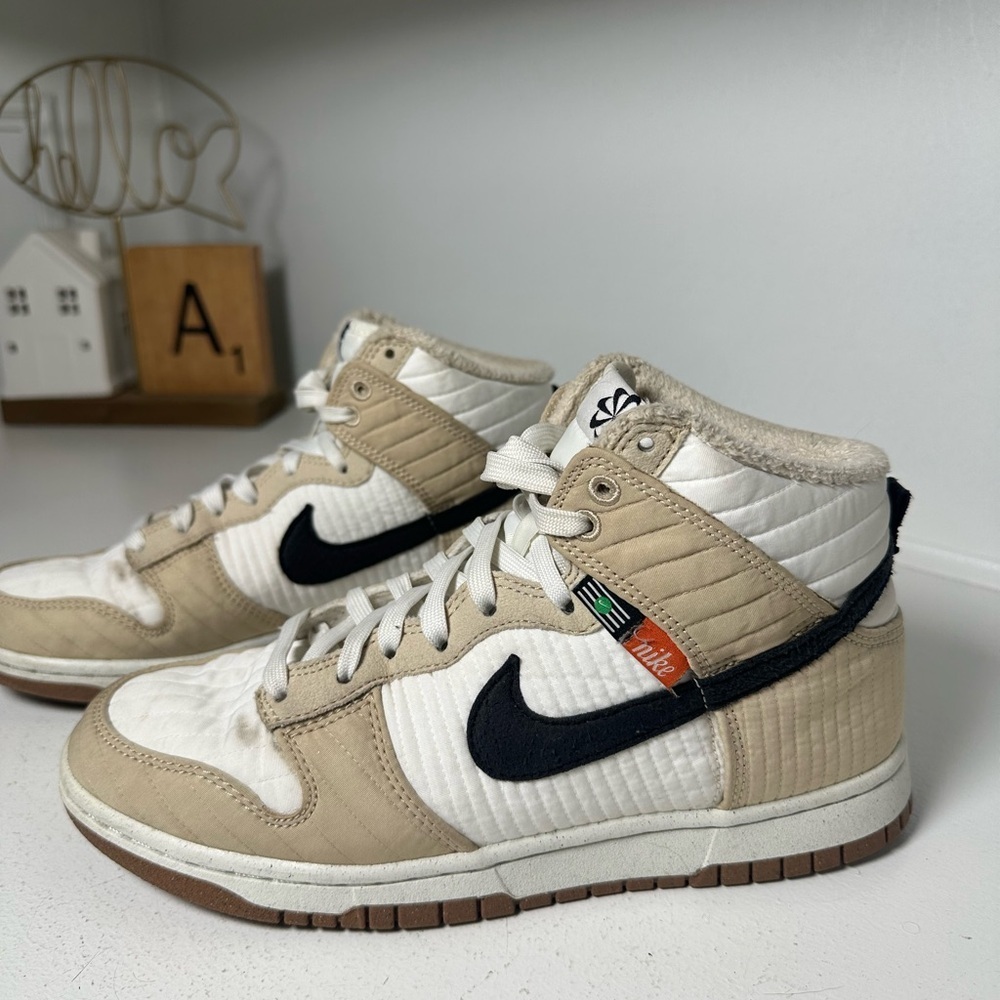 Nike Dunk High SE Men's 7.5 Women's 9 Sail Tan Black High Top Sneakers - Picture 2 of 10